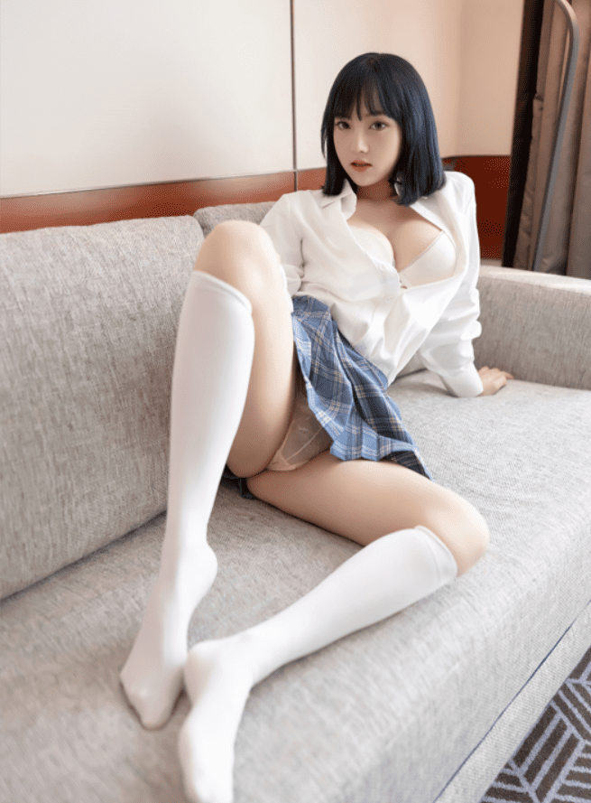 [XIAOYU语画界] 2021.04.14 VOL.508 豆瓣酱 JK制服系列 [56+1P517M]预览图 2
