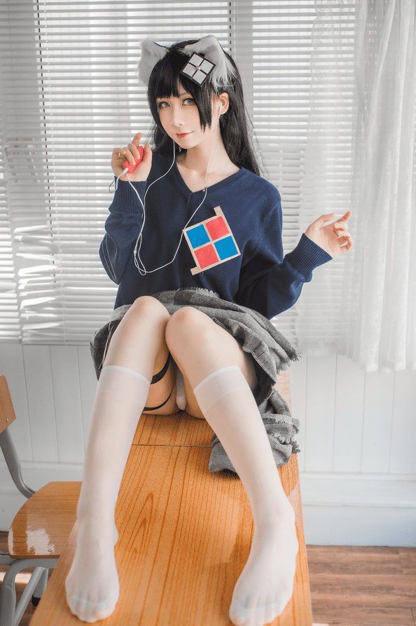 izumi泉桃子 – 纯白毕业季 [40-189MB]