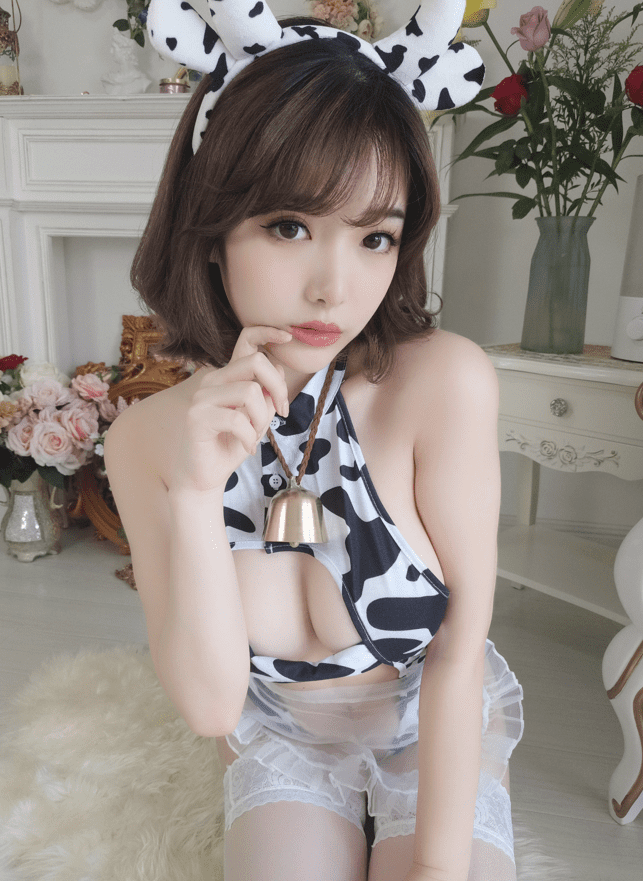 雯妹不讲道理 – NO.55 自拍奶牛 [41P-122MB]预览图 3