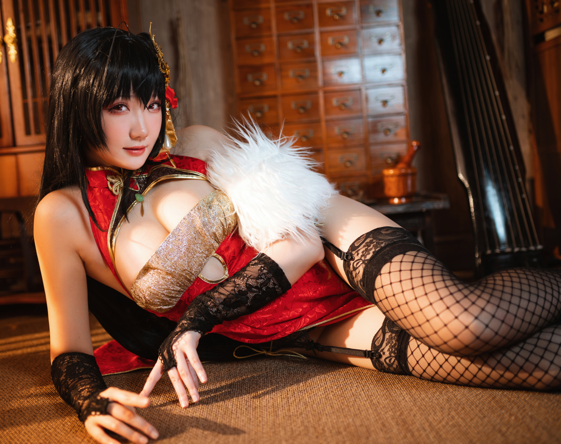 瓜希酱 – NO.45 大凤旗袍 [22P-138MB]预览图 3