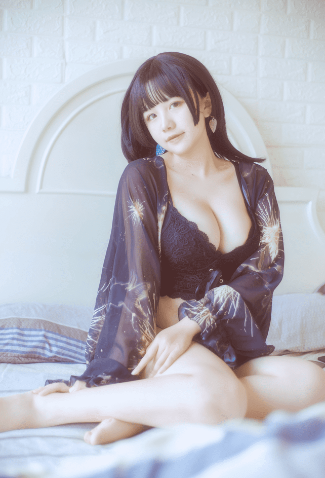 阿半今天很开心 – NO.016 黑色吊带[23P-220MB]预览图 2