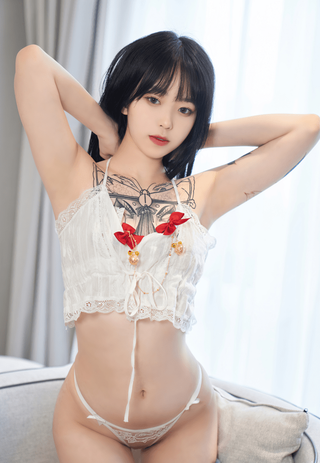 [XiuRen秀人网] 2022.06.09 No.5124 奶瓶. [73+1P]预览图 2