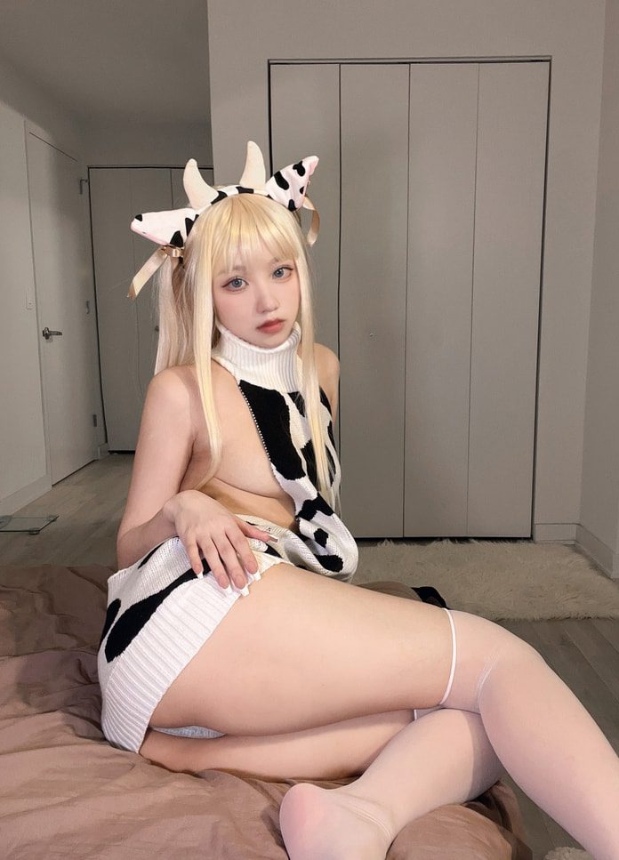 果咩酱w – NO.033 小奶牛[33P1V-287MB]