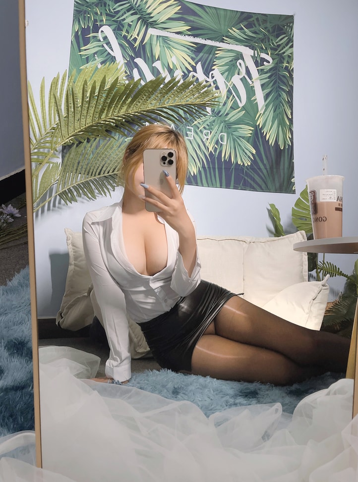 eloise软软 – OL[99P5V-1.85GB]预览图 2