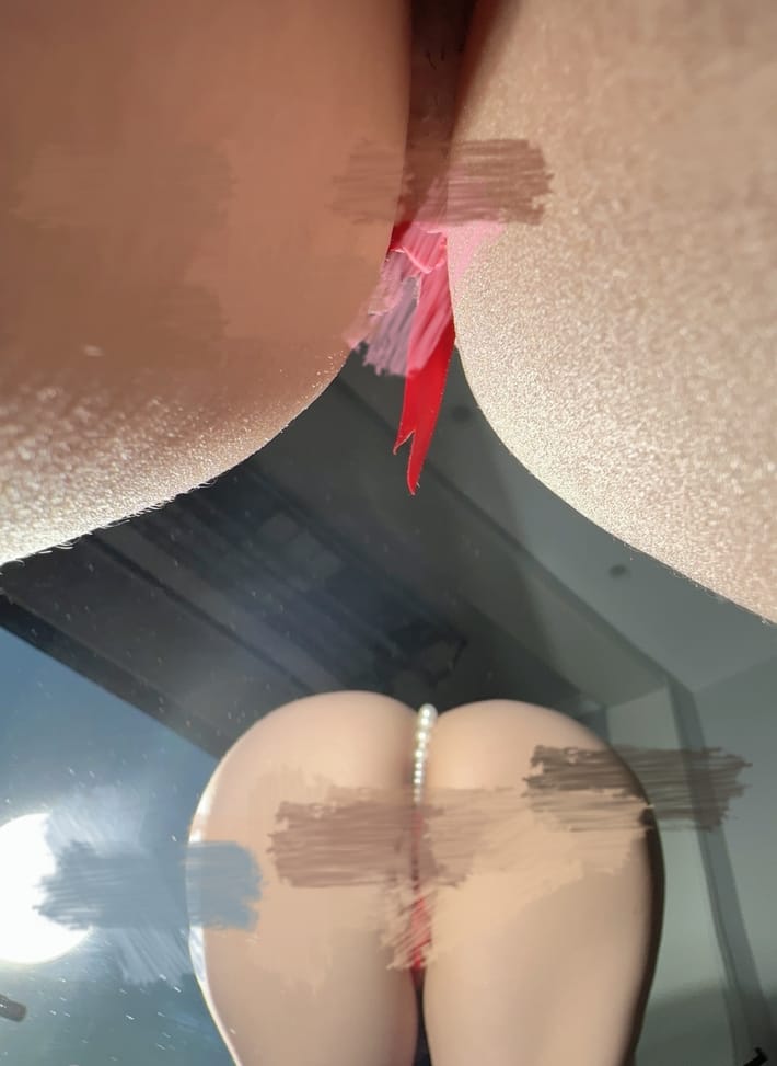 【微密圈】120斤的小王同学-红色蝴蝶结[29P1V-673MB]预览图 2