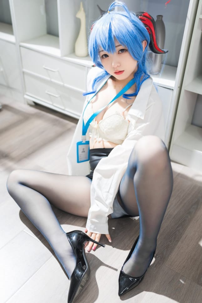 花铃 – NO.19 甘雨秘书ol [93P-574M]预览图 2