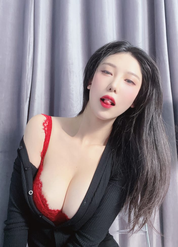 抖娘-利世 NO.203 自摄 – 新年祝福[14P-16M]预览图 2