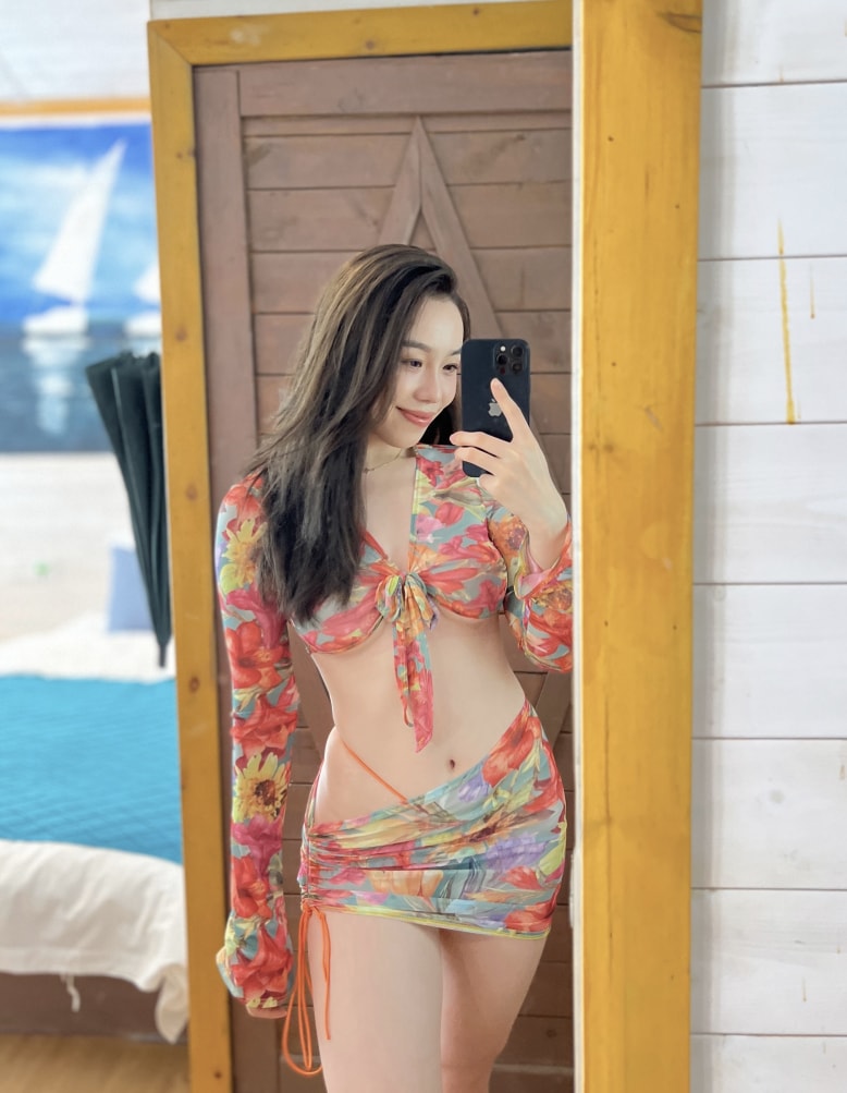 【微密圈】铁锤姐姐-西海岸风格[17P-40M]