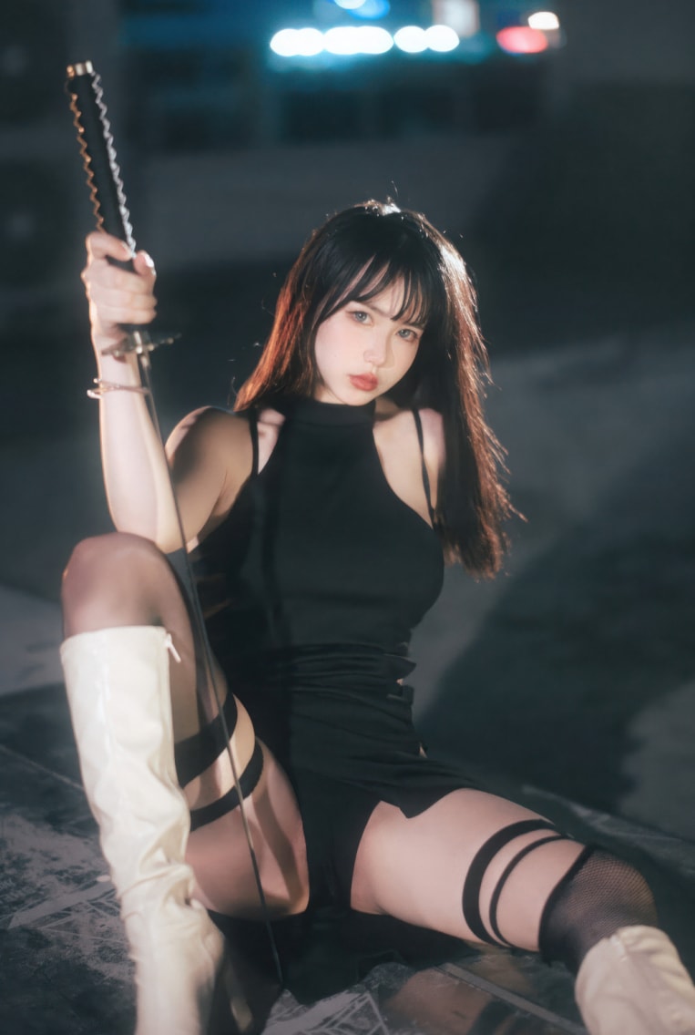 Tina很妖孽呀 – NO.29 战斗服旗袍 [32P-283M]