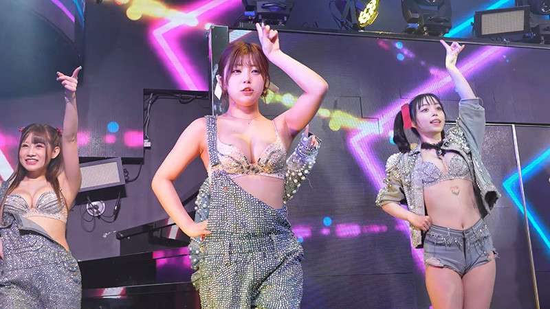 [热舞]滑稽表演俱乐部舞花太美了[5v/3.25 GB]预览图 4