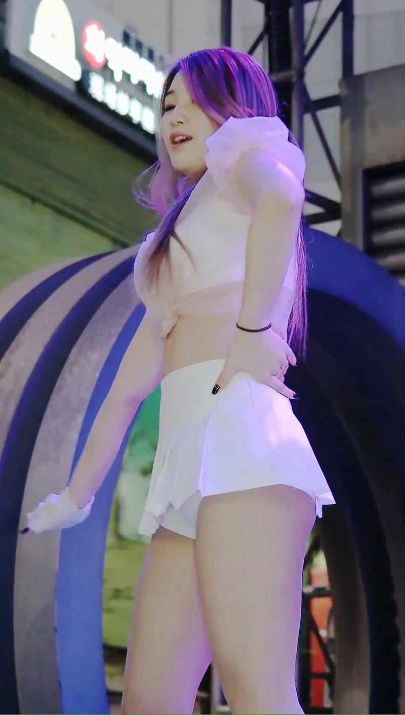 [饭拍]韩国女团BMS (Sooyeon) - Muah_April 东大门表演预览图 3