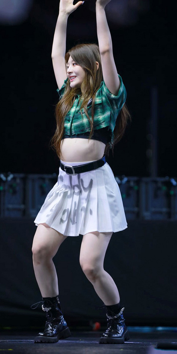 [饭拍]20230504韩国女团STAYC现场[30v/24.2GB]预览图 3