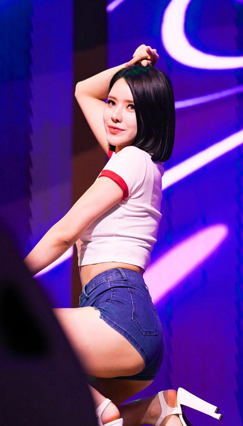 [饭拍]20230609韩国女团LAYSHA现场饭拍秀[25v/10.1GB]预览图 4