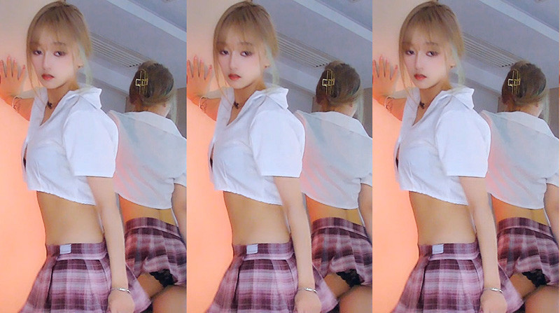 [主播]网易CC主播安静不了定制福利热舞[4V/1.82G]预览图 4