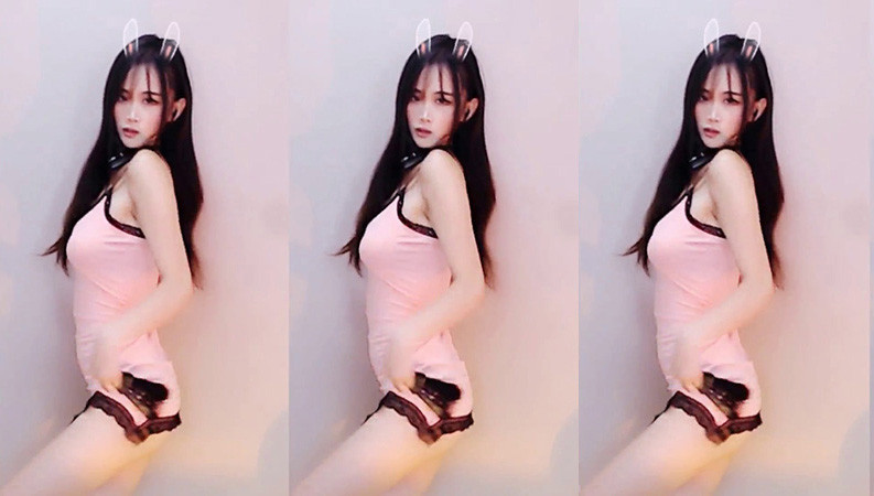 [主播]网易CC直播舞蹈小野马百元群定制热舞[8V/336M]预览图 3