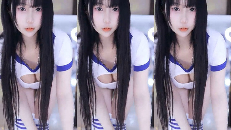 [主播]网易CC主播深田老师定制黑丝制服热舞[5V/421M]预览图 3