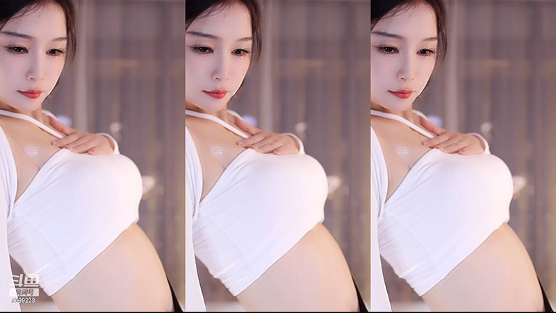 [主播]斗鱼直播Rose肉阿23年3原版录制热舞合集七[15V/2.4G]预览图 2