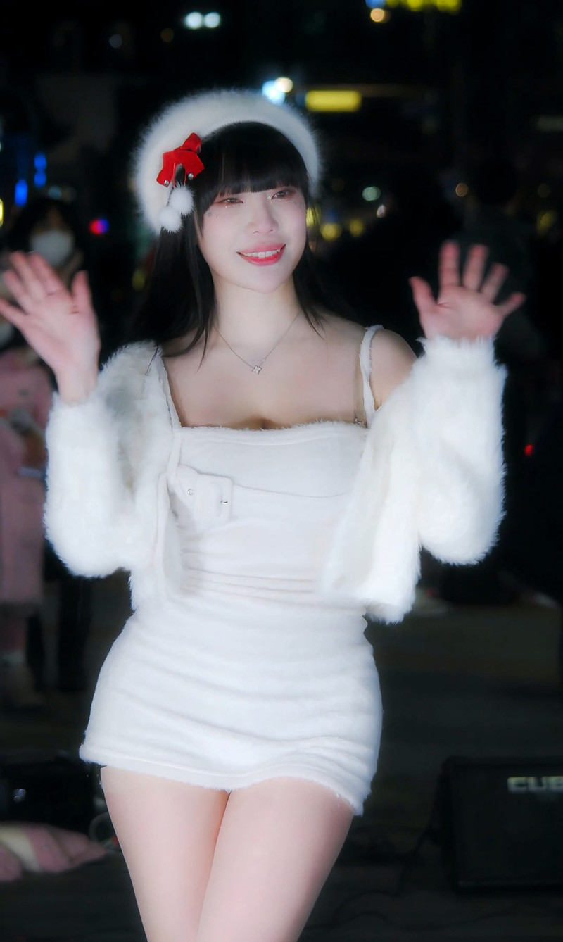 [热舞]221224杨桃 (Dami) - T-ara-Bo Peep Bo Peep街头热舞预览图 4