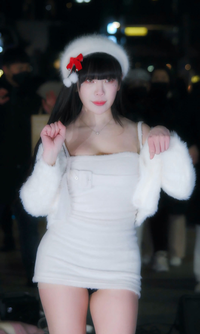 [热舞]221224杨桃 (Dami) - T-ara-Bo Peep Bo Peep街头热舞预览图 3