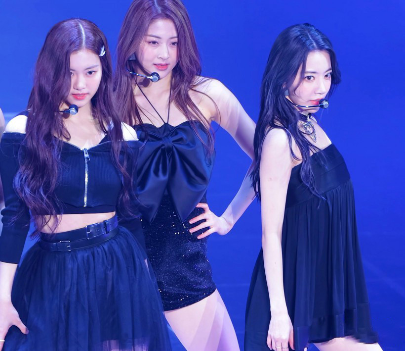 [饭拍]220502韩国女团LE SSERAFIM高清饭拍秀合集[48v/20.39G]预览图 3