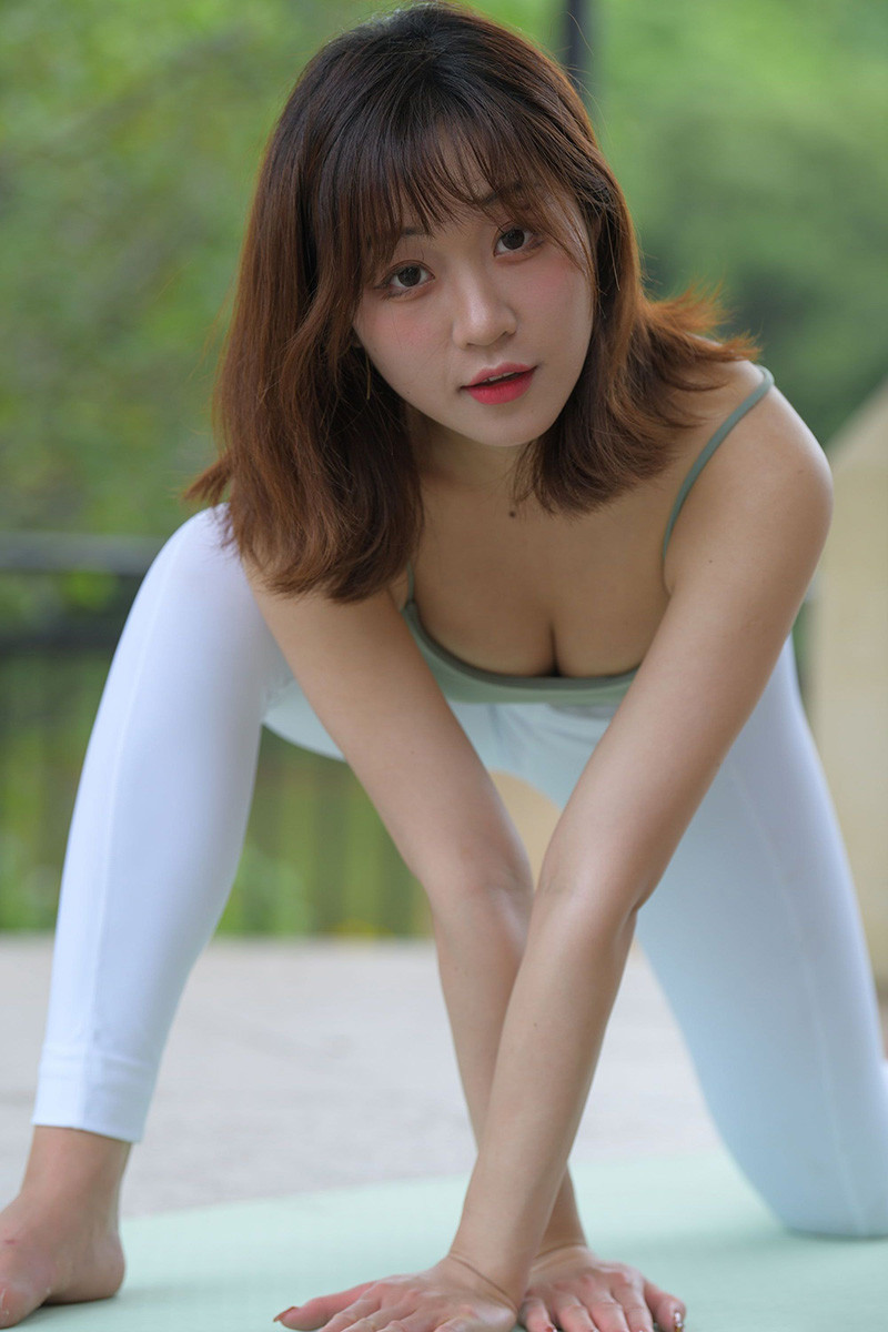 [街拍]650.[红石摄影作品]阳光明媚的下午她迟到了[图片/视频/24.06GB]预览图 2