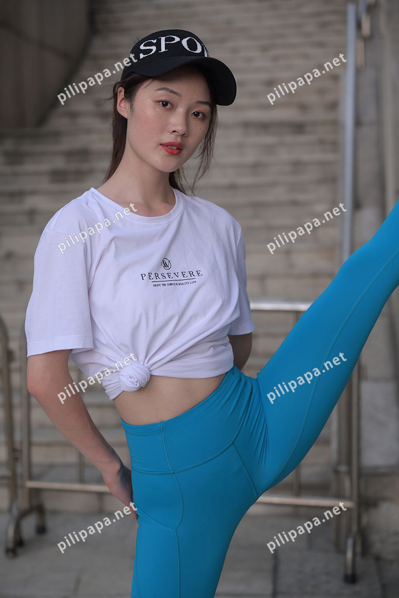 [街拍]699.蓝色瑜伽裤小姐姐[图片/视频/9.60GB]预览图 2