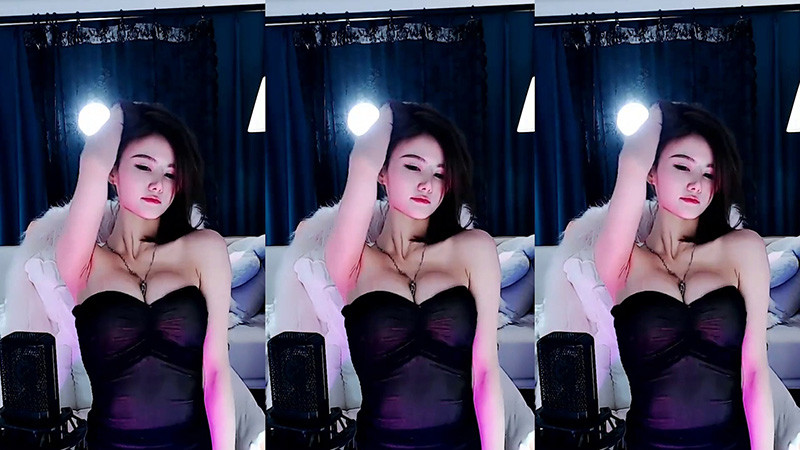 [主播]网易cc直播柒小兔抖胸热舞预览图 3