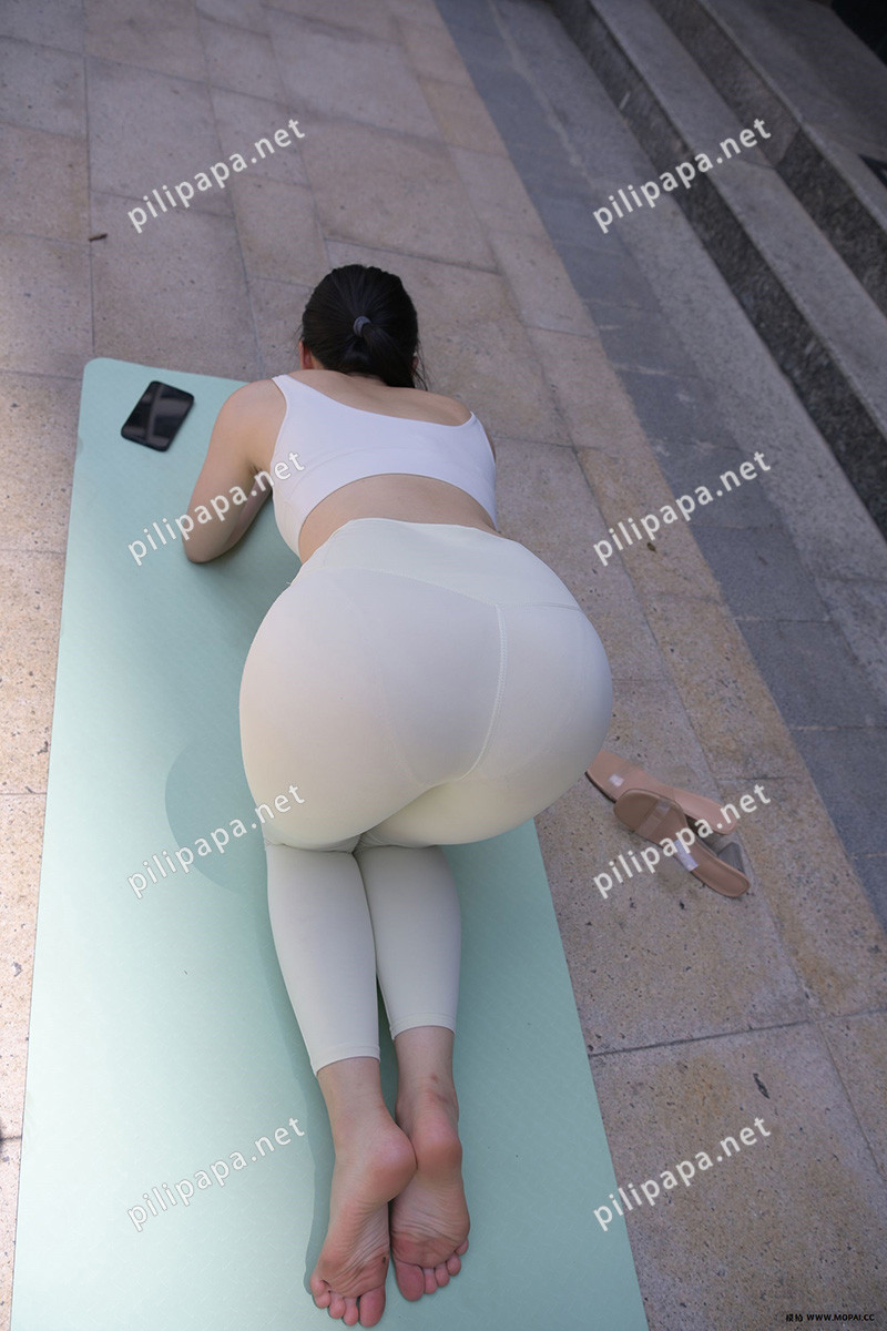 [街拍]659.[魂魂摄影作品]浅黄瑜伽裤美女[图片/视频/23.06G]预览图 3