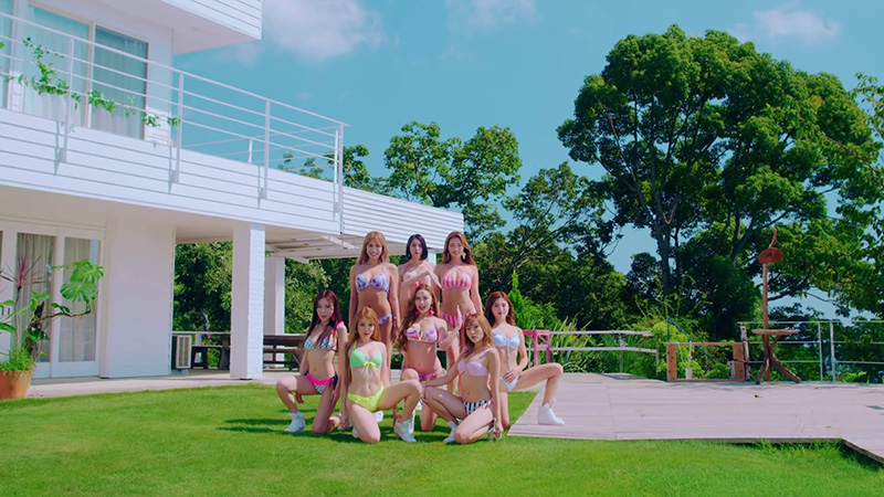 [MV]CYBERJAPAN DANCERS又酷又H比基尼MV「ASOBO-YO!」预览图 3