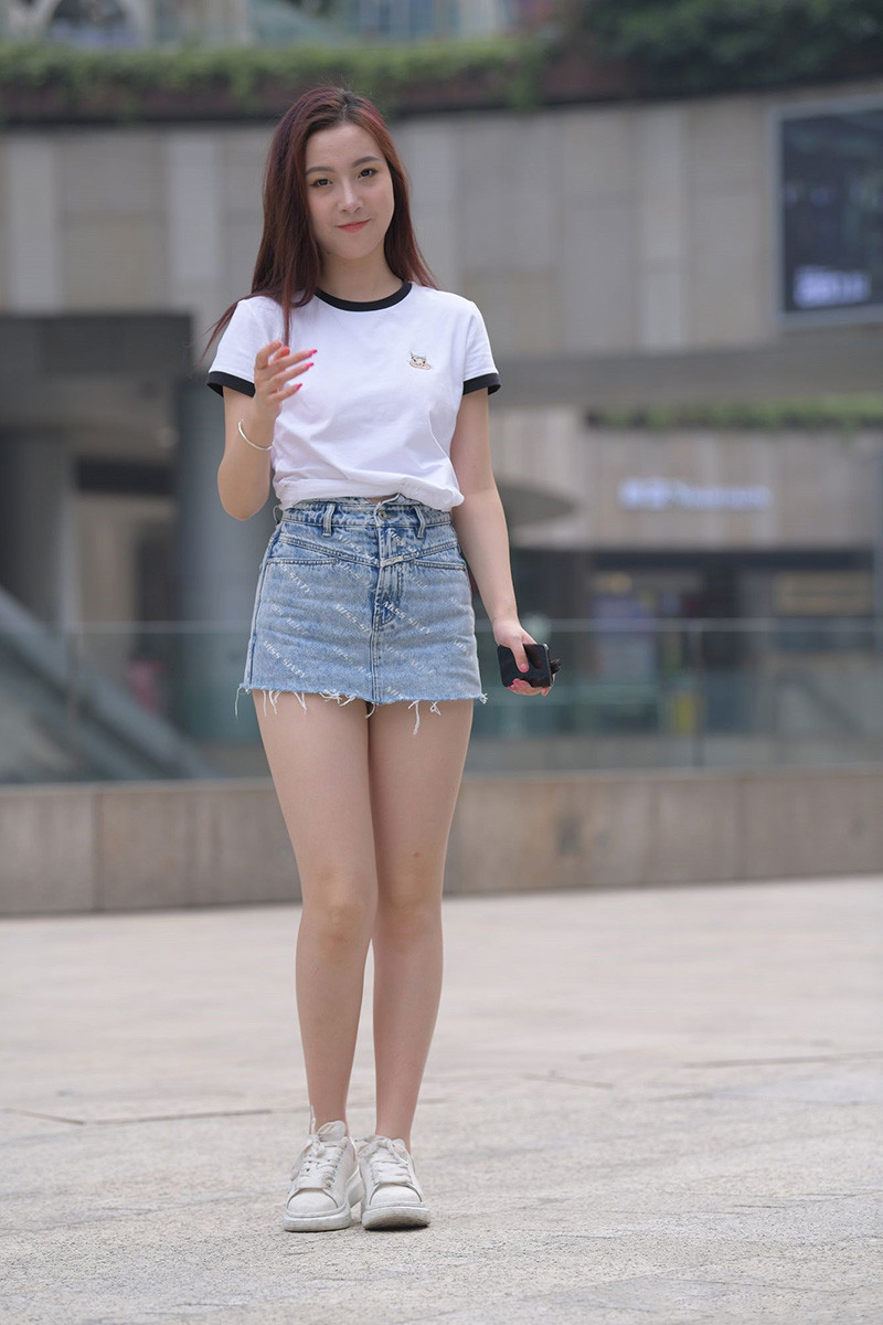 [街拍]741.蓝色牛仔热裤美女[图片/视频/7.67GB]预览图 2