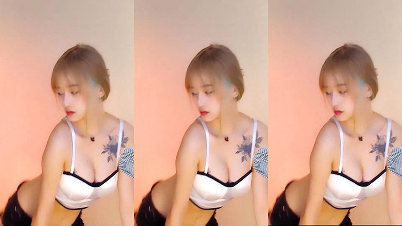 [主播]网易CC主播安静不了定制福利热舞[4V/1.82G]预览图 3