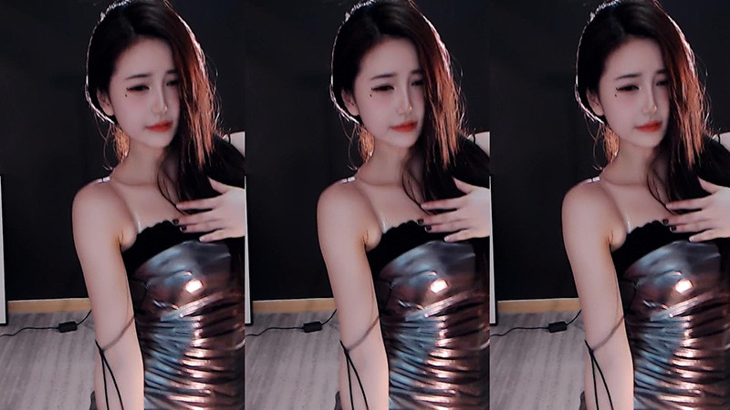 [主播]虎牙主播Miu苏晓2303精选痛苦表情舞合集[30V/5.57G]预览图 4