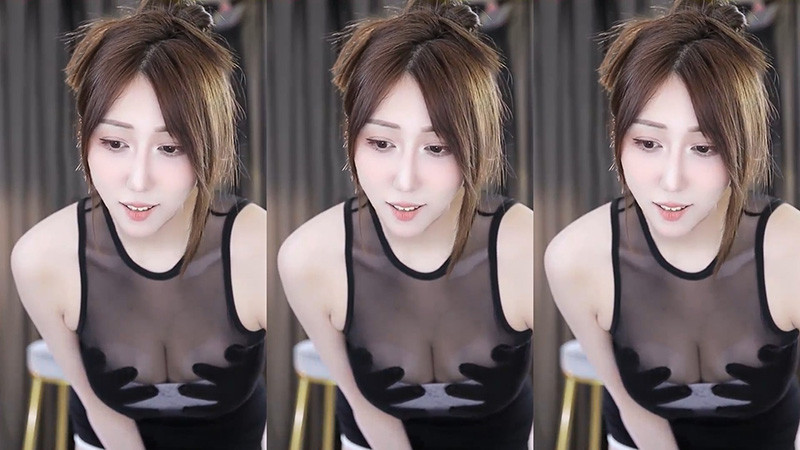 [主播]230205网易CC主播蜜小兔热裤抖臀热舞预览图 4