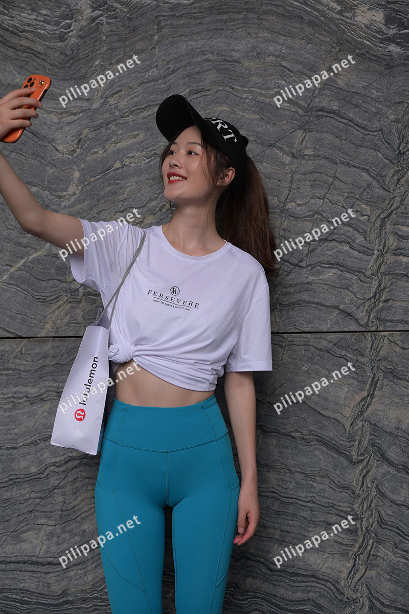 [街拍]699.蓝色瑜伽裤小姐姐[图片/视频/9.60GB]预览图 3