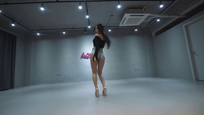 [热舞]韩国女团LaySha金高恩Solo热舞Boi B- Horangnabi编舞预览图 3