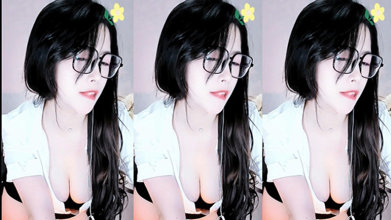 [主播]网易CC主播奈奈子超爱哭千元定制3则预览图 2