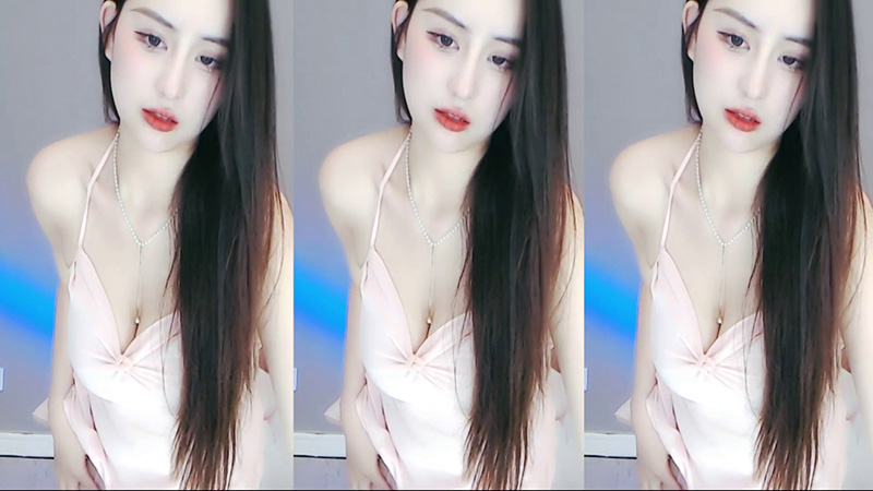 [主播]虎牙苏樱性感女神火辣热裤低胸诱惑热舞