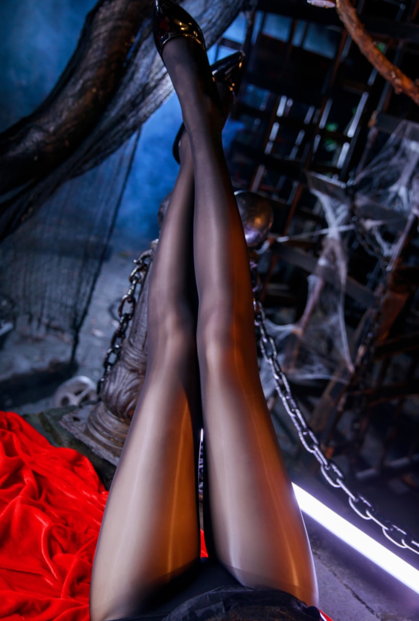 封疆疆v NO.44 琉光黑丝 [29P-505MB]