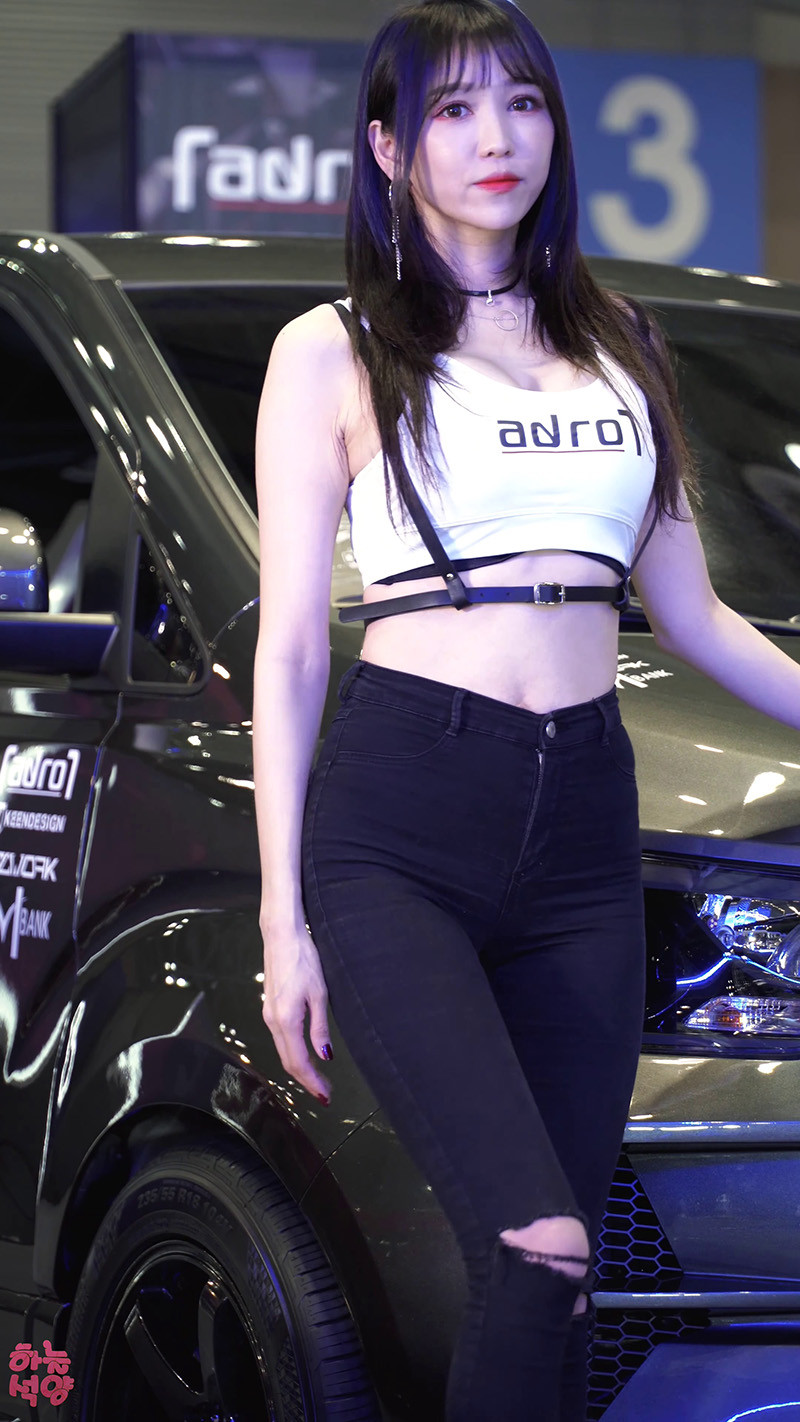 [展会]韩国汽车沙龙性感车模饭拍[12部/4.59GB]预览图 9