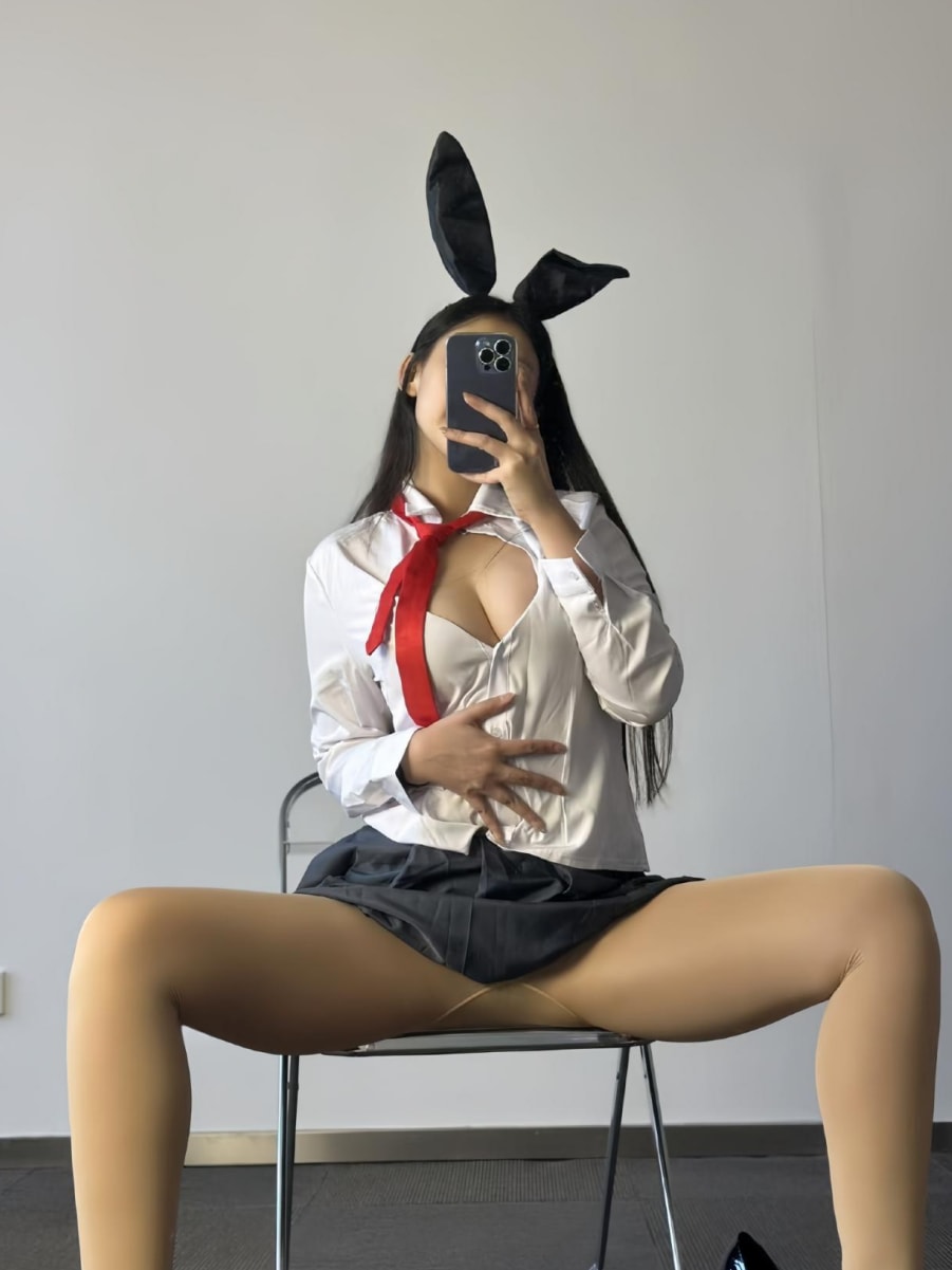 【微密圈】美邵女Baby-兔女郎学姐性感肉丝