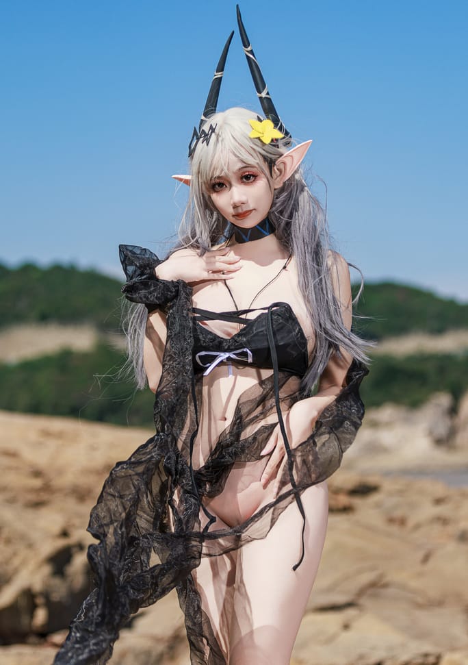 阿雪雪 – NO.03 泥岩泳装